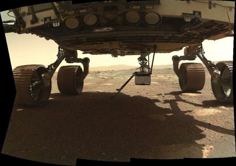 Creativitatea este acum singură pe Marte după ce s-a separat de burta roverului persistent