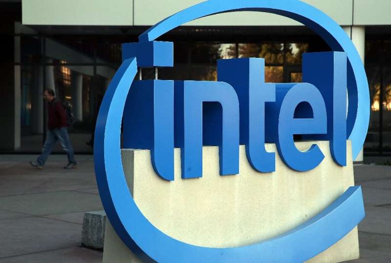 Intel tops expectations as chip demand high