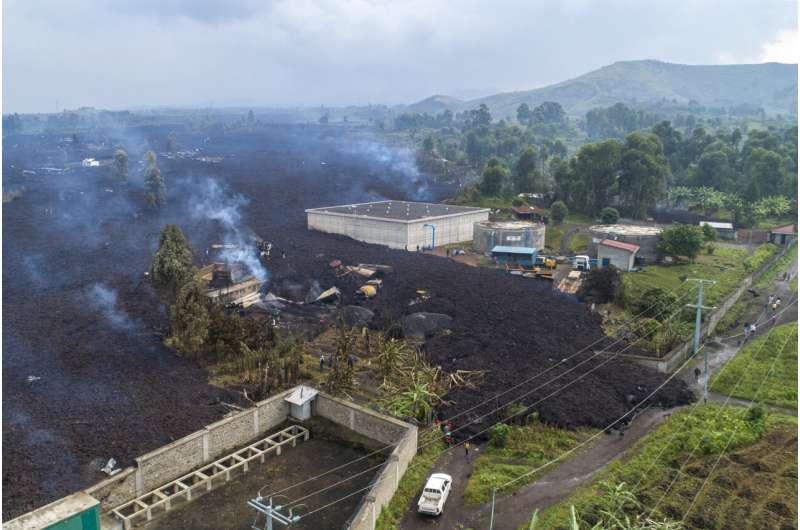 La Lave De L'éruption Du Volcan Congo Émet Un Gaz Toxique, 7 Morts