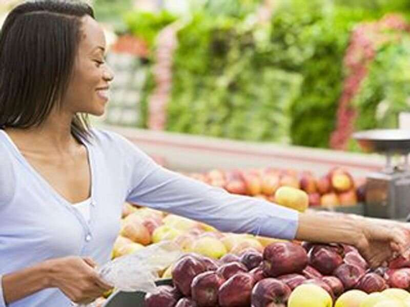 Muchos adultos estadounidenses no obtienen cantidades saludables de frutas y verduras.