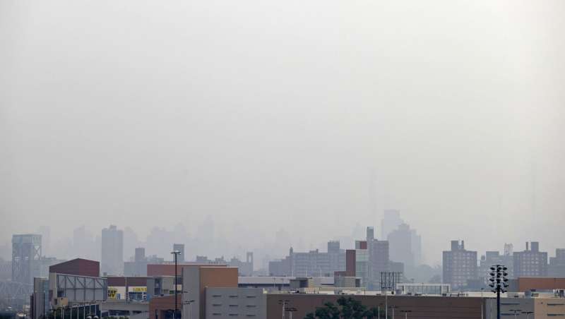 Massive wildfires in US West bring haze to East Coast
