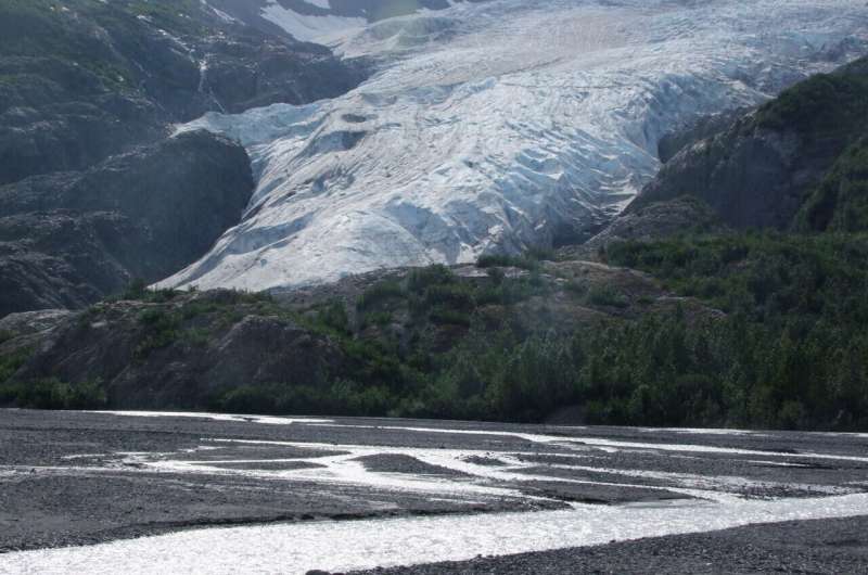 Melting glaciers may produce thousands of kilometers of new Pacific salmon habitat