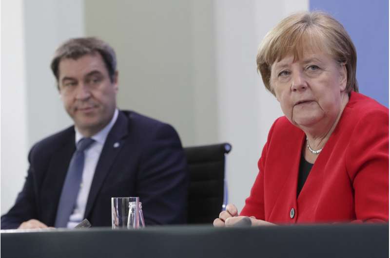 Merkel backs 'short, uniform lockdown' across Germany