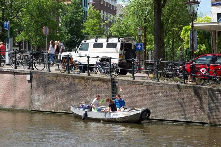 Methane-eating microbes reduce methane coming from Amsterdam’s canals