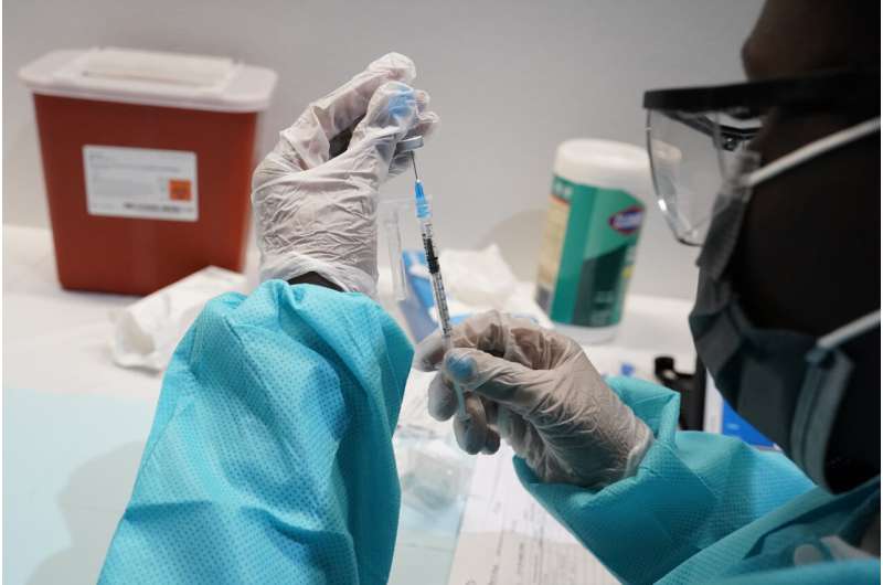 More Americans seek vaccination amid summer infection surge