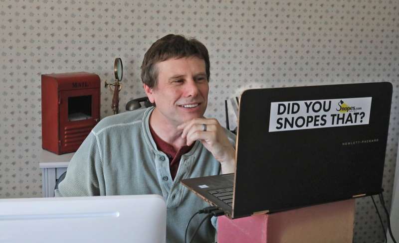 Prominent fact-checker Snopes apologizes for plagiarism