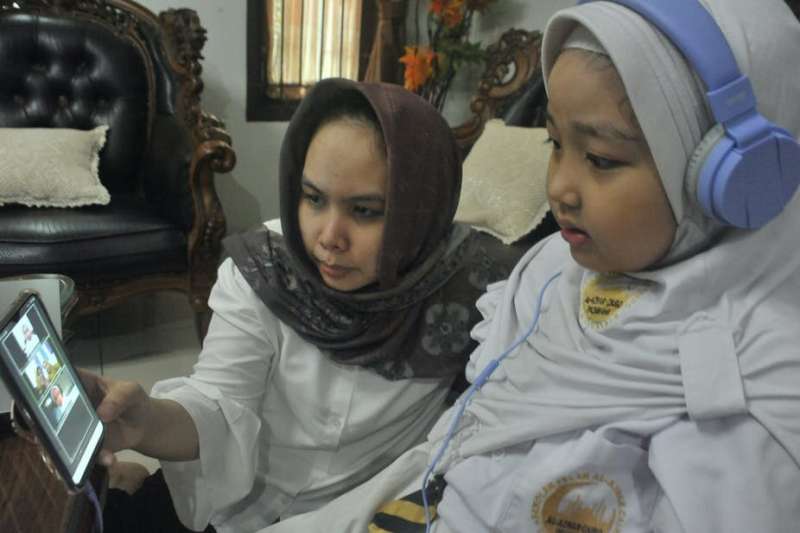 Research: Indonesian female academics bear the brunt of the pandemic