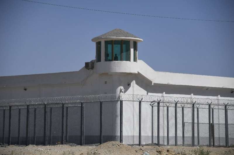 Grupos de derechos humanos creen que al menos un millón de personas están encarceladas en campamentos en Xinjiang