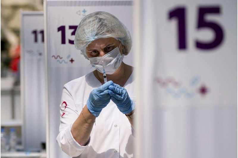 Russia hits a new record for COVID-19 infections this year