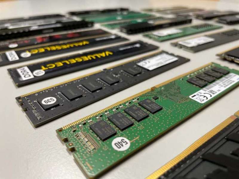 Serious security vulnerabilities in DRAM memory devices