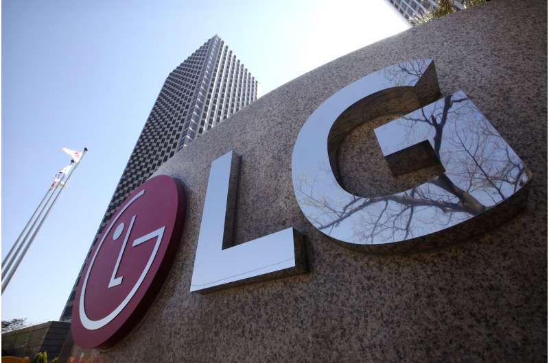 SKorea's LG to exit loss-making mobile phone business
