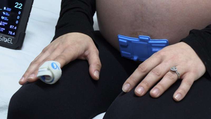 Soft sensors are first to comprehensively monitor pregnant women without wires
