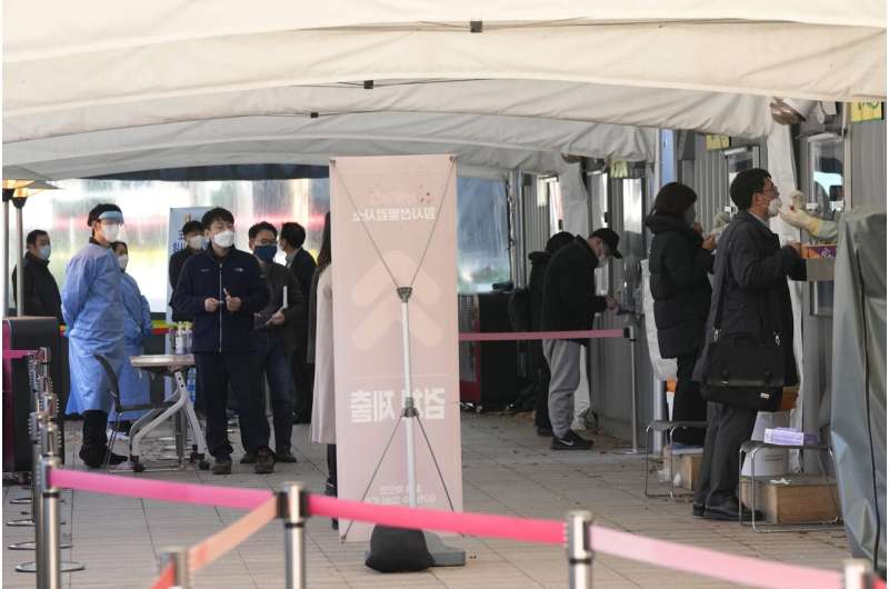 South Korea sets pandemic high with 4,000 new virus cases