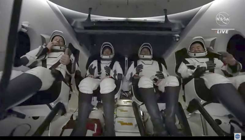 SpaceX returns 4 astronauts to Earth, ending 200-day flight