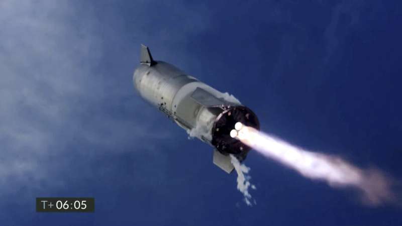 SpaceX Starship lands upright, then explodes in latest test