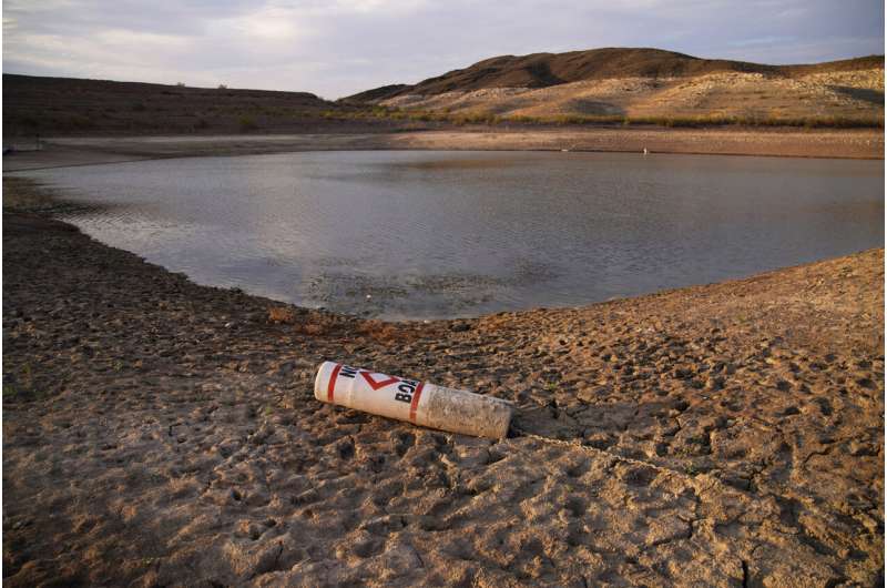 States to sign voluntary cutbacks of Colorado River water