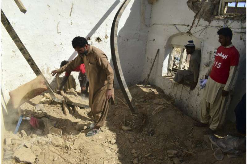 Strong earthquake in southwest Pakistan kills at least 23