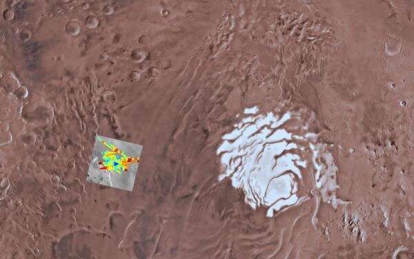 Study sheds new light on composition at base of Martian southern polar cap