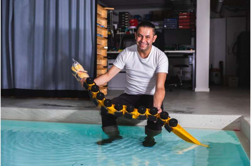Swimming robot gives fresh insight into locomotion and neuroscience