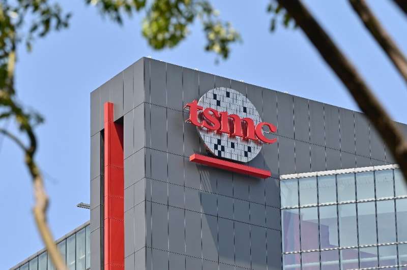 Taiwanese chip giant TSMC has said it will partner with Sony on a new $7 billion plant in Japan