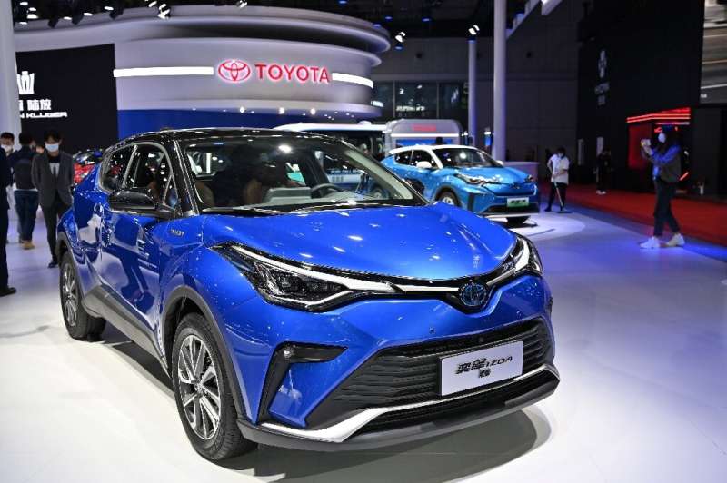 The world's biggest automaker expects 10 percent of European sales to be vehicles powered by electricity or hydrogen by 2025