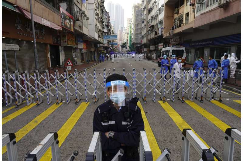 Thousands of Hong Kongers locked down to contain coronavirus thumbnail