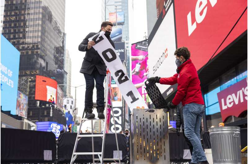 Times Square show will go on despite virus surge, mayor says