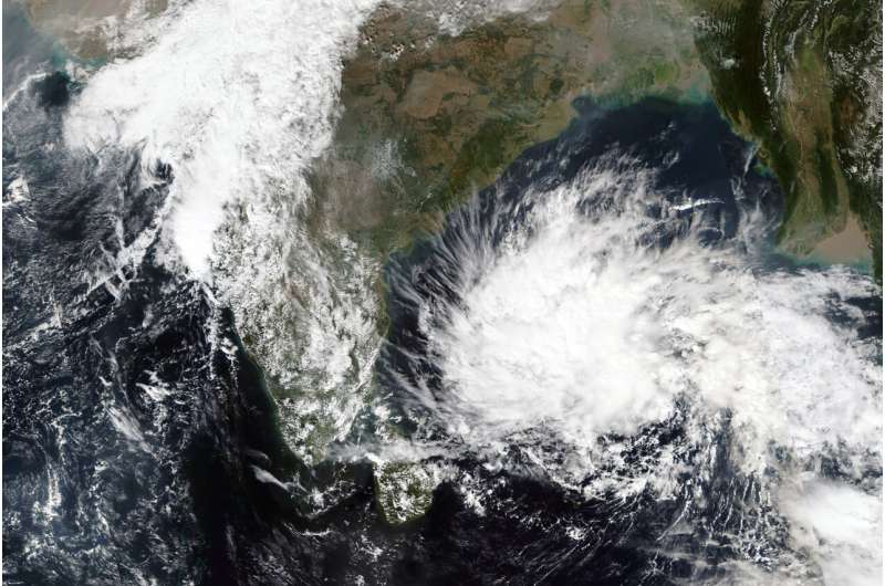 Tropical storm brewing in Bay of Bengal off Indian coast