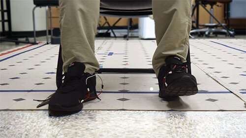  Toe-tapping test evaluates fall risk in Parkinson’s patients