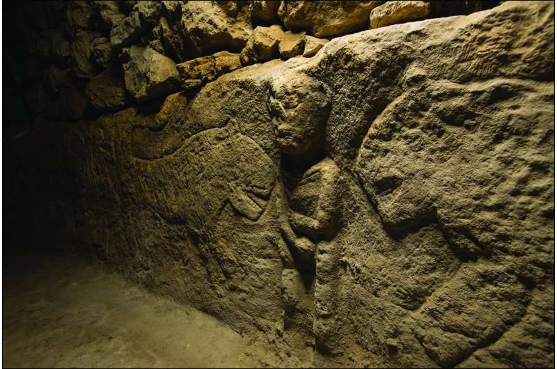 11 000-годишна резба е най-ранната разказвателна сцена