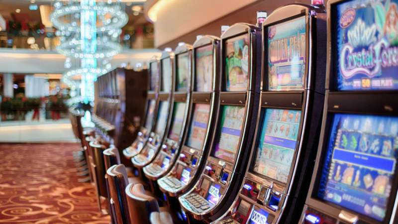 200,000 Australian kids exposed to serious levels of parental gambling 
