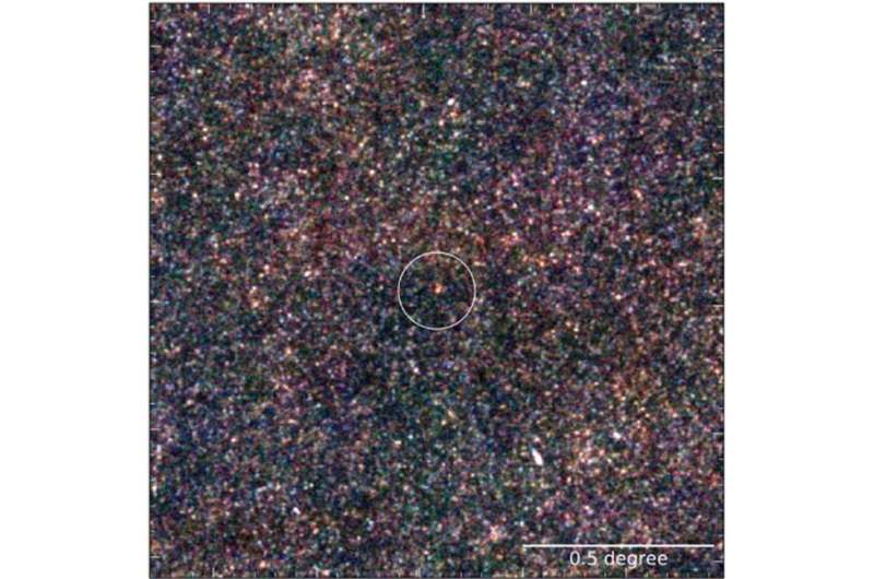 A massive supercluster of galaxies in the early universe