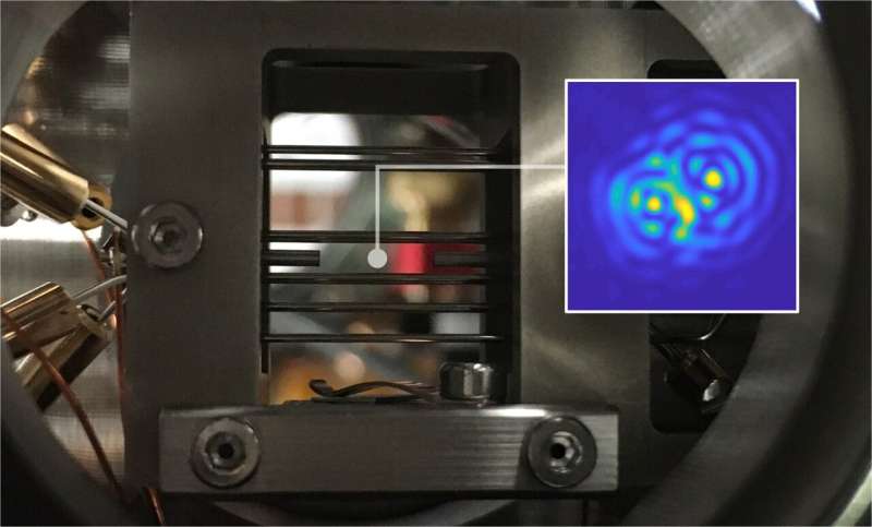 A mirror tracks a tiny particle