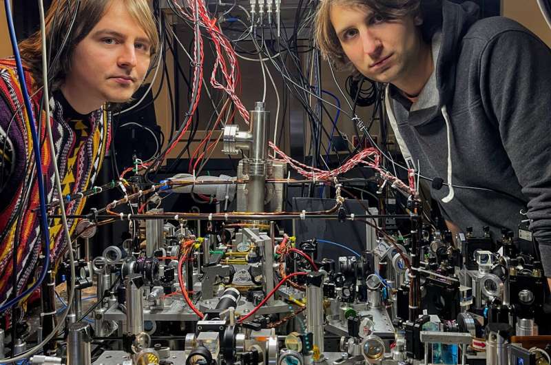 A useful application for a quantum processor: The improvement of spectroscopy measurements