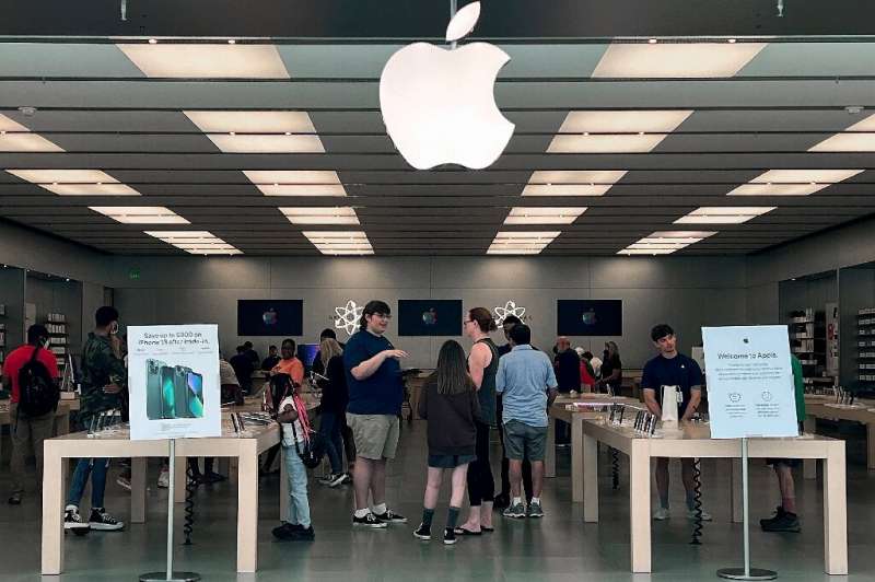 Apple accused of mishandling sex misconduct complaints: report
TOU