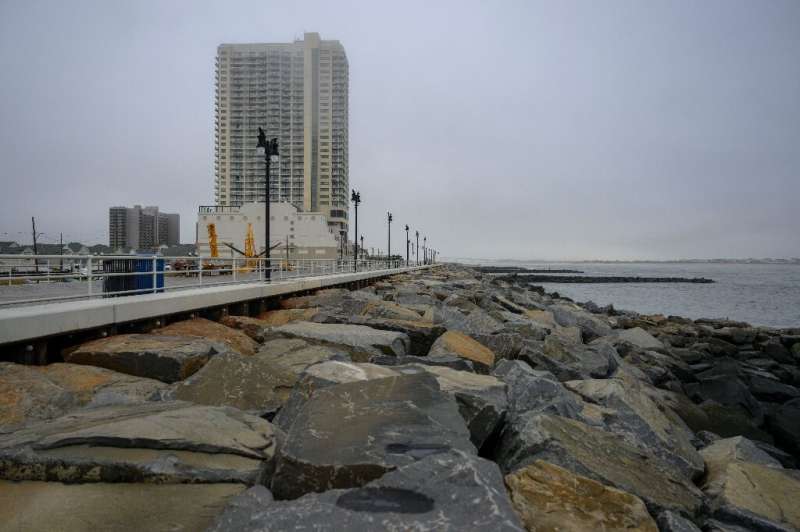Атлантик-Сити, где наводнения по-прежнему являются почти ежедневной частью жизни спустя десятилетие после Сэнди.
