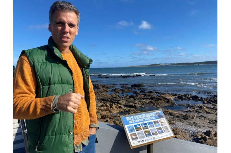 Biologist and bird expert Adrian Azpiroz says Uruguay's coastal lagunas attract migratory birds