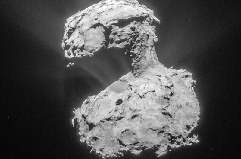Comet 67P's abundant oxygen more of an illusion, new study suggests