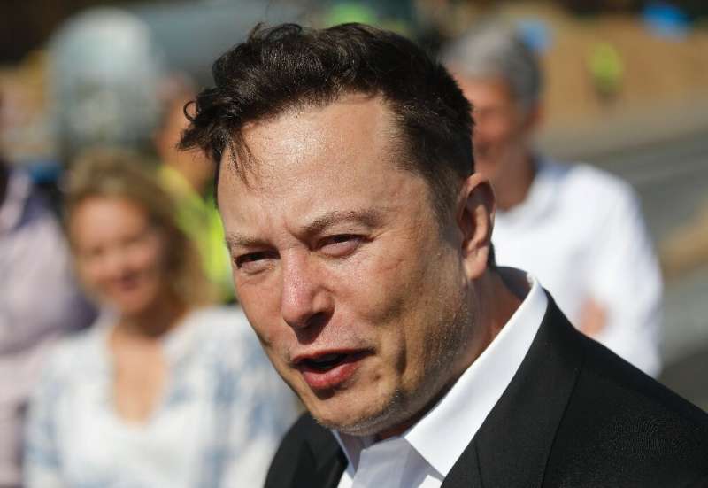 Elon Musk is to be questioned for two days, and possibly a third, by Twitter lawyers out to prove he should be held to the terms