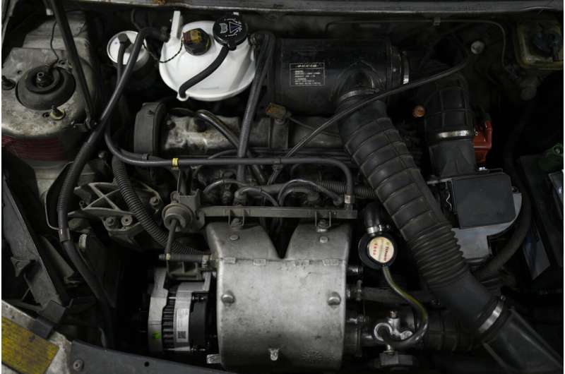 EU lawmakers endorse ban on combustion-engine cars in 2035
