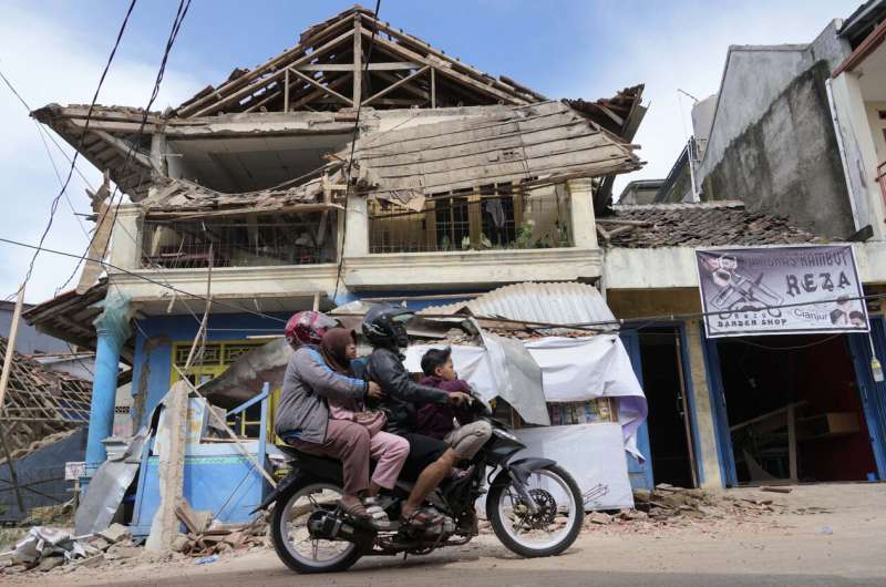 EXPLAINER: Why was Indonesia's shallow quake so deadly?