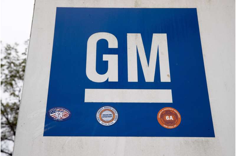 General Motors to add 8,000 technical workers this year