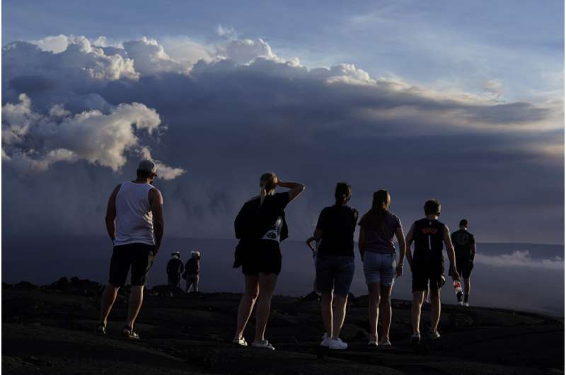 Hawaii eruption brings tourism boon during slow season