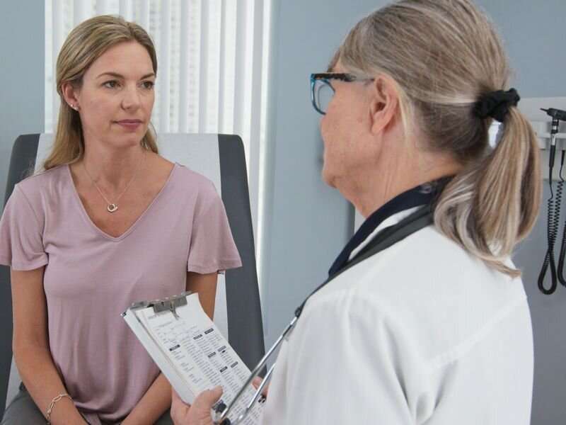 Terapia hormonal não previne doenças crônicas após a menopausa: painel de especialistas