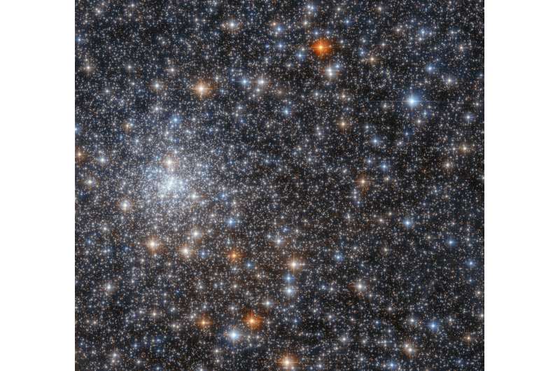 Hubble observes a glittering gathering of stars