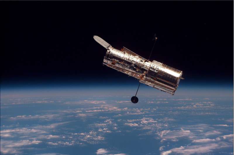 Hubble passes 1-billion-second mark