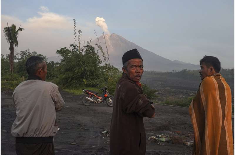 Indonesia's Mt. Semeru eruption buries homes, damages bridge
