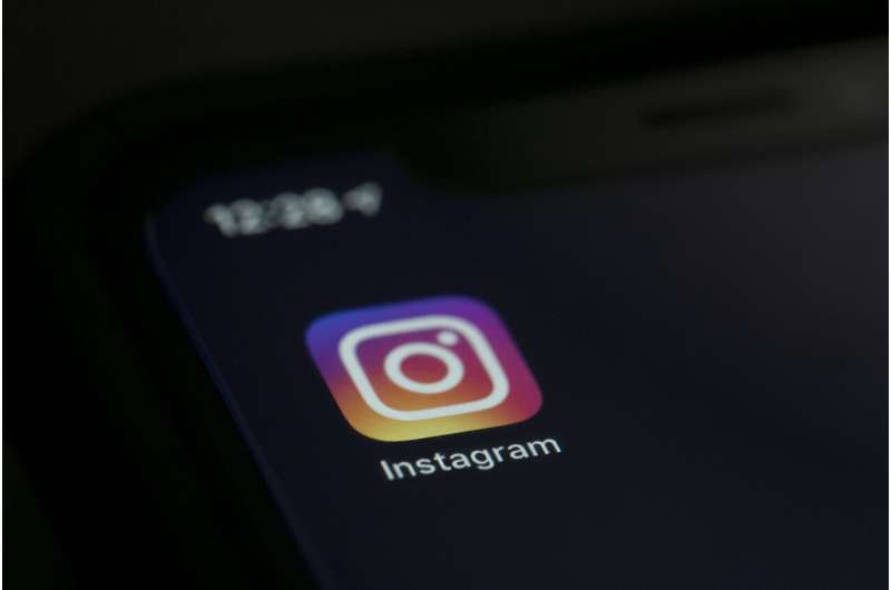 Instagram cache certains messages qui mentionnent l'avortement