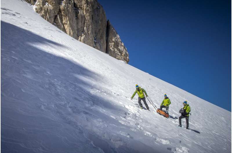 Italy seeks to study, sample Europe's southernmost glacier