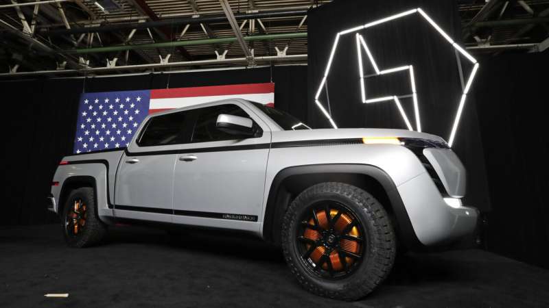 Lordstown Motors starts making electric trucks at Ohio plant